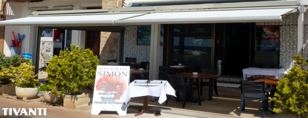 Pérgola toldo lluvia Med Viva - Restaurante Simon