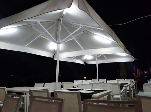 Sicilia Telescopic umbrella - Angamagno Milanesa Restaurant