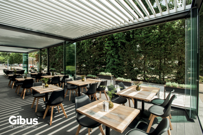 Pergola bioclimatica de lamas Med Twist