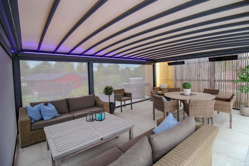 Rainy awning pergola Compact